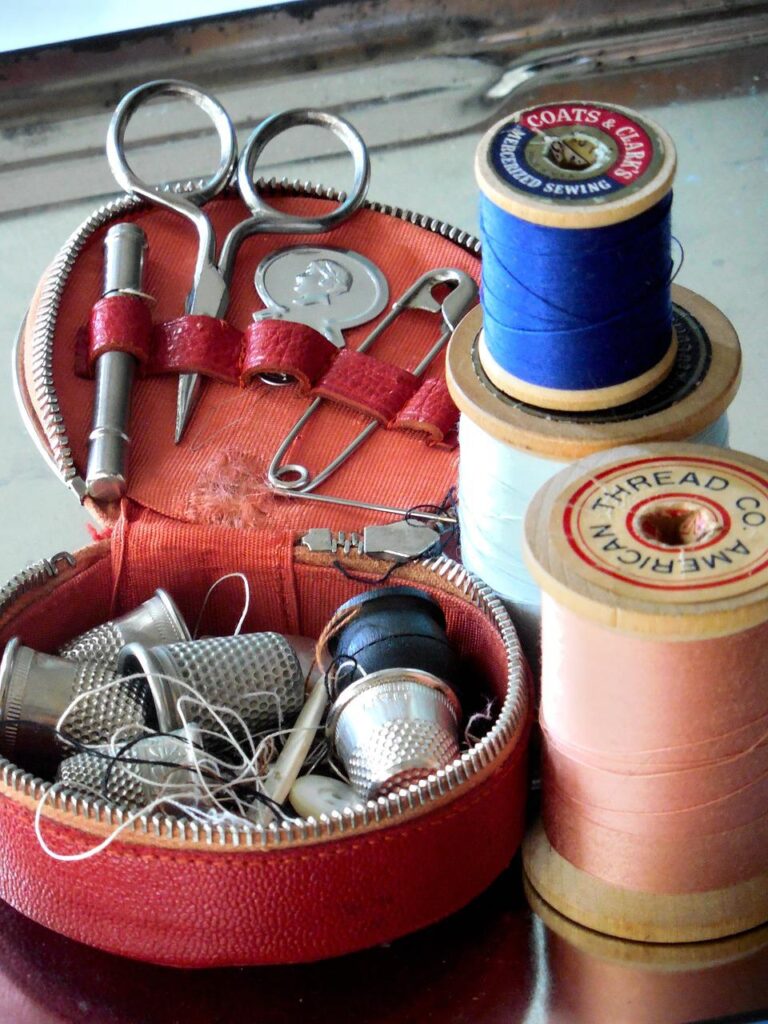 sewing, notions, fashion-907803.jpg